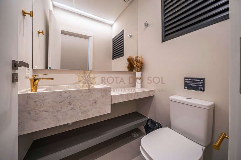 Leme 208 – Apartamento novíssimo a poucos metros do mar em B