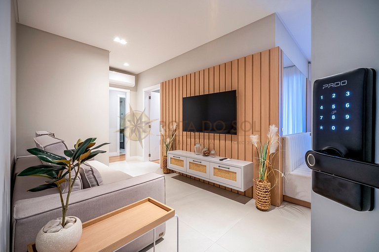 Leme 106 – Apartamento novíssimo a poucos metros do mar em B