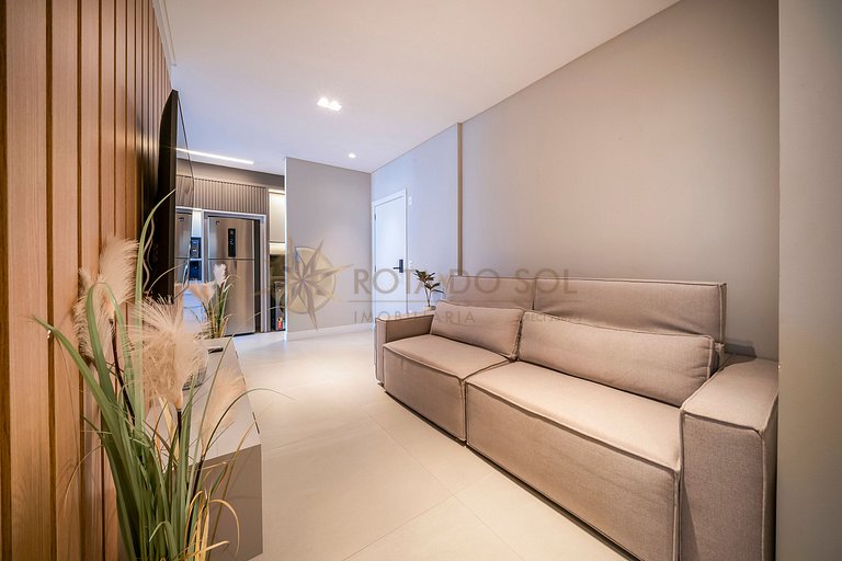 Leme 106 – Apartamento novíssimo a poucos metros do mar em B