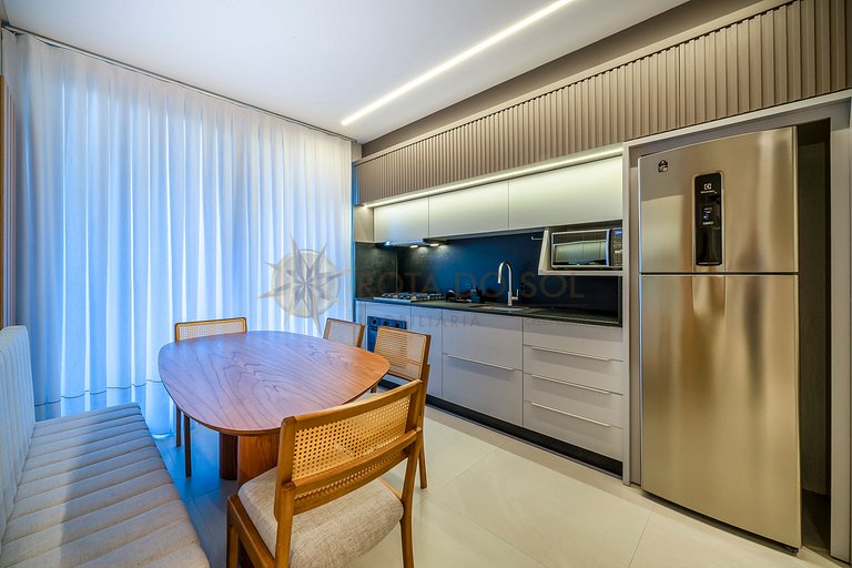 Leme 106 – Apartamento novíssimo a poucos metros do mar em B