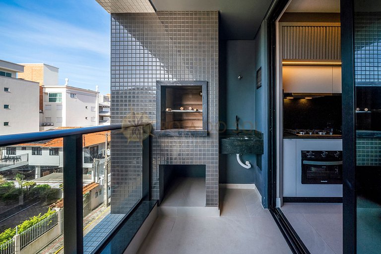 Leme 106 – Apartamento novíssimo a poucos metros do mar em B