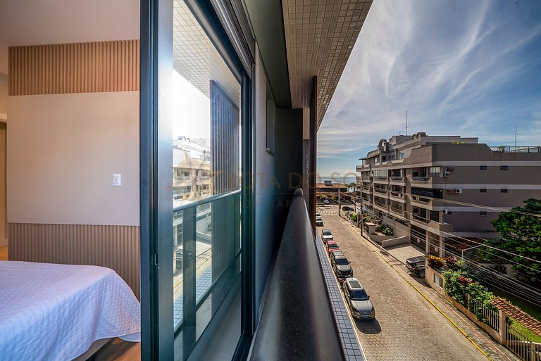 Leme 106 – Apartamento novíssimo a poucos metros do mar em B