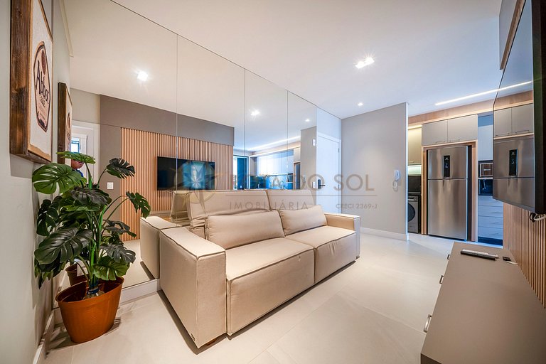 Leme 107 – Apartamento novíssimo a poucos metros do mar em B