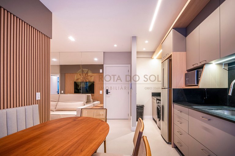Leme 107 – Apartamento novíssimo a poucos metros do mar em B