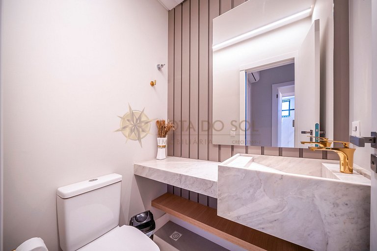 Leme 107 – Apartamento novíssimo a poucos metros do mar em B