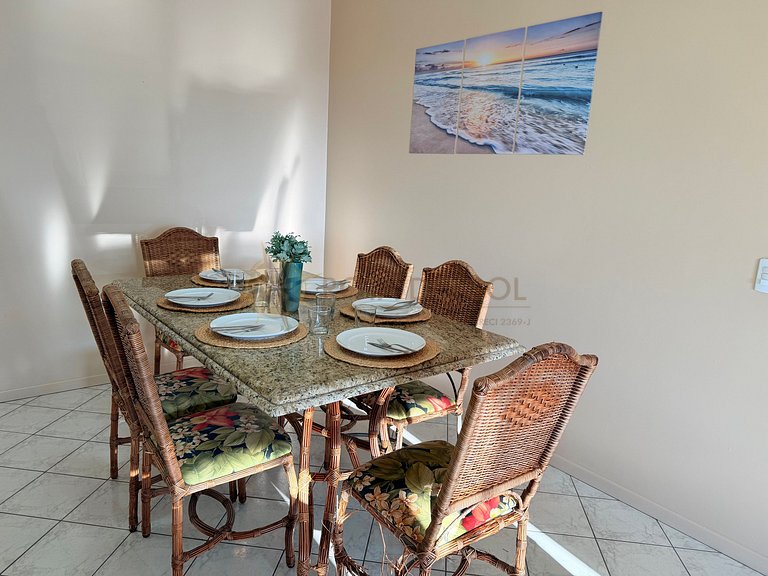 Apartamento com diária econômica na praia de Bombinhas - SC