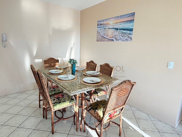 Apartamento com diária econômica na praia de Bombinhas - SC