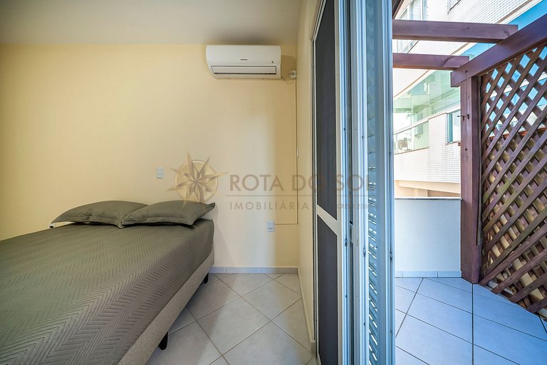 Casa para Temporada na Praia de Mariscal | 4 Quartos, Jardim