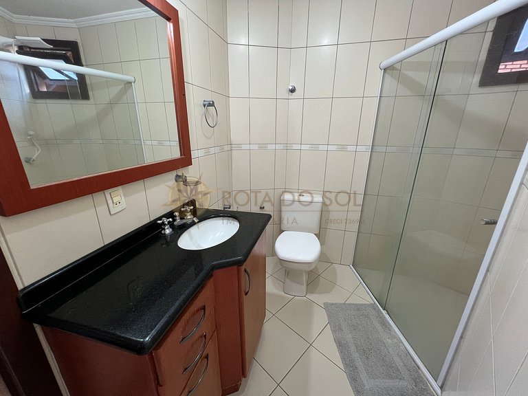 Apartamento de Cobertura 2 quartos com piscina em Bombinhas