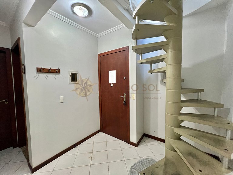 Apartamento de Cobertura 2 quartos com piscina em Bombinhas