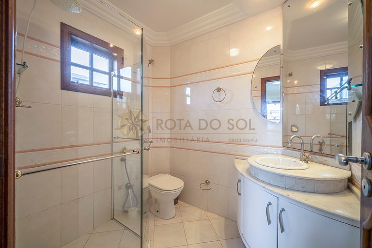 Casa em Canto Grande | 4 quartos e hidromassagem