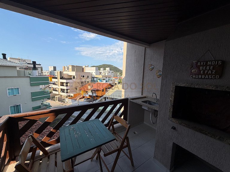 Apartamento para alugar em Bombinhas com piscina