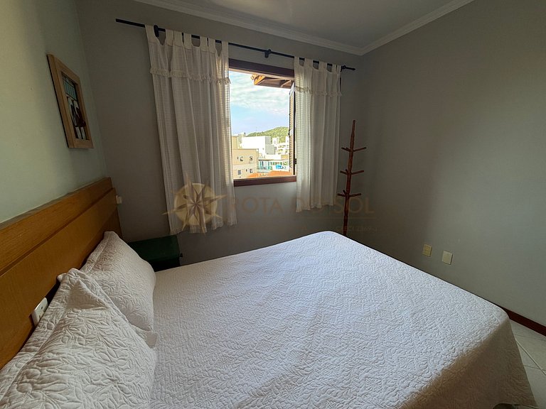Apartamento para alugar em Bombinhas com piscina