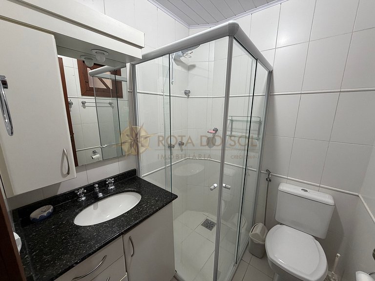 Apartamento para alugar em Bombinhas com piscina