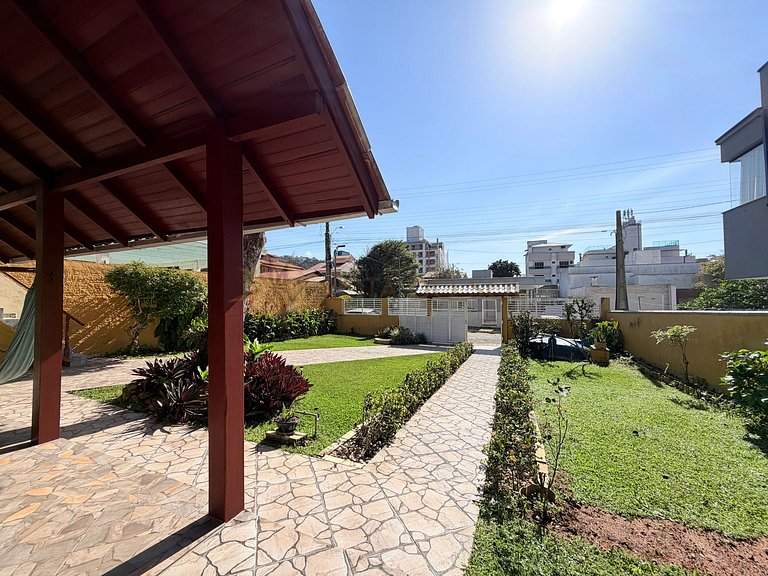 Casa próxima a praia de 4 Ilhas