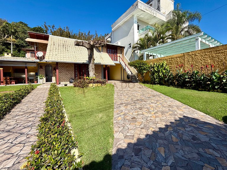 Casa próxima a praia de 4 Ilhas