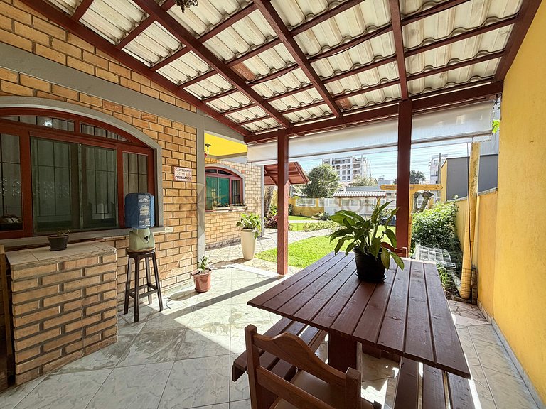 Casa próxima a praia de 4 Ilhas