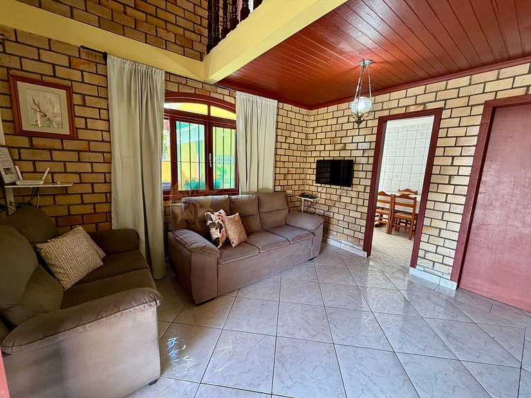 Casa próxima a praia de 4 Ilhas