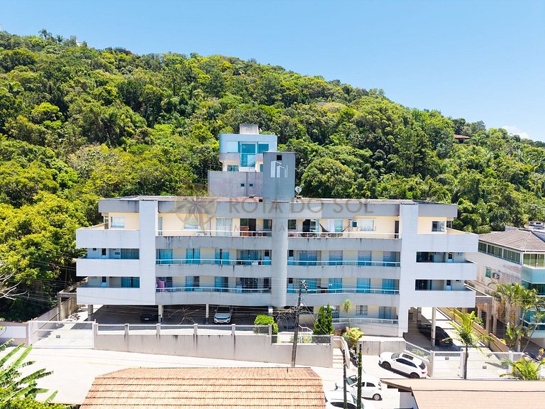 Temporada em Bombinhas, apartamento de 3 quartos no Centro!