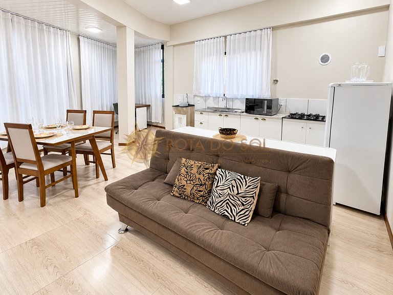 Apartamento de 1 quarto no Centro de Bombinhas