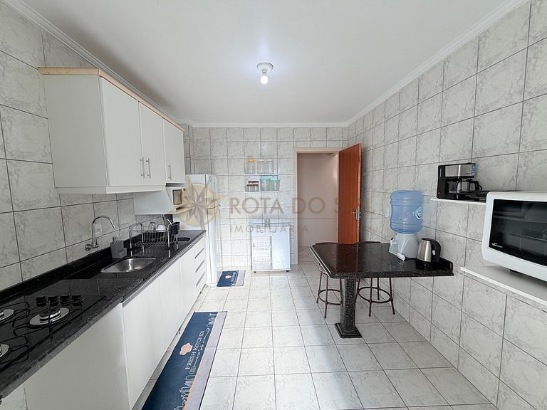 Apartamento com diária econômica na praia de Bombinhas - SC