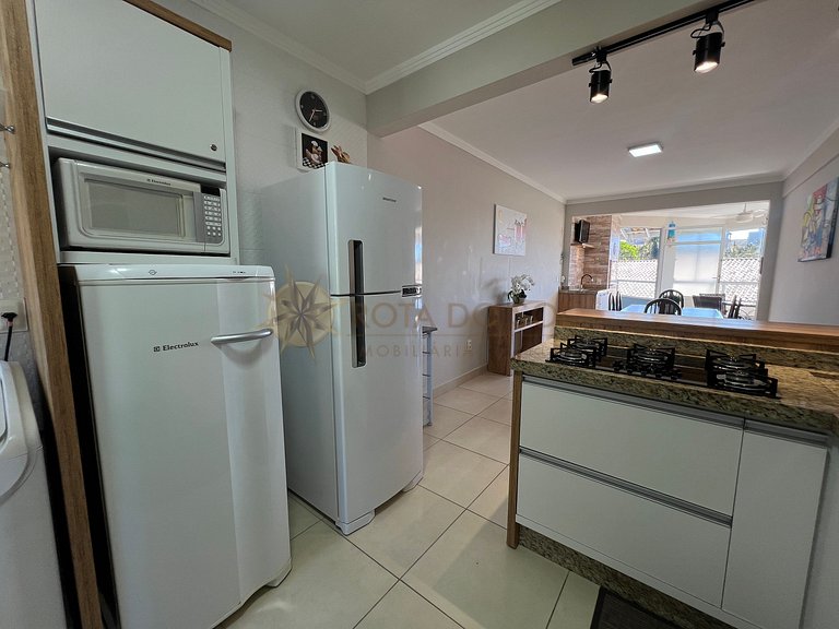 Alugar apartamento para 08 pessoas na praia de Bombinhas -SC