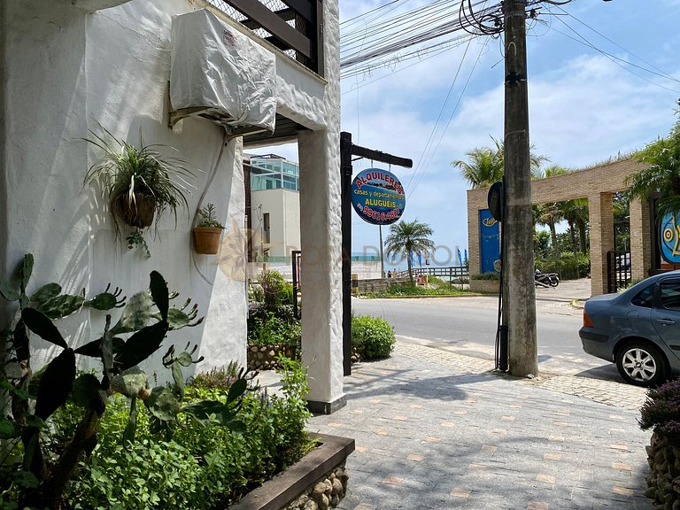 Residencial Ide Martins a 30 metros da Praia de Bombinhas e