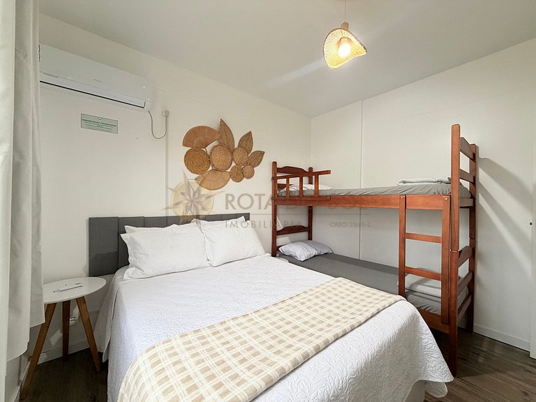 Apartamento 2 Quartos em Bombas, excelente localização!