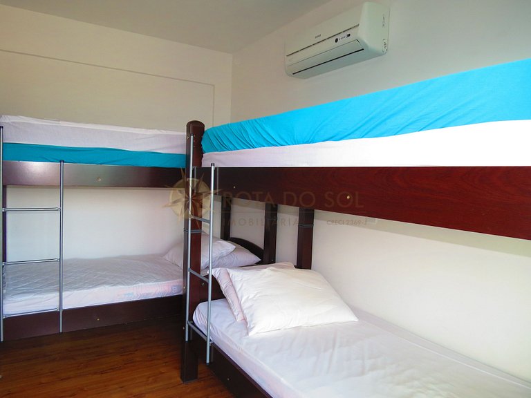 Apartamento para alugar com banheira e vista mar Bombinhas.
