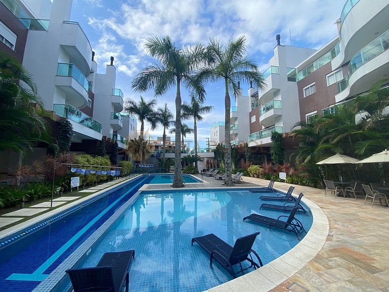 Apartamento para alugar em Bombinhas com piscina e vista mar