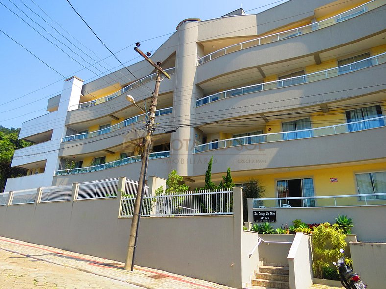 Apartamento para aluguel em Bombinhas para 8 pessoas