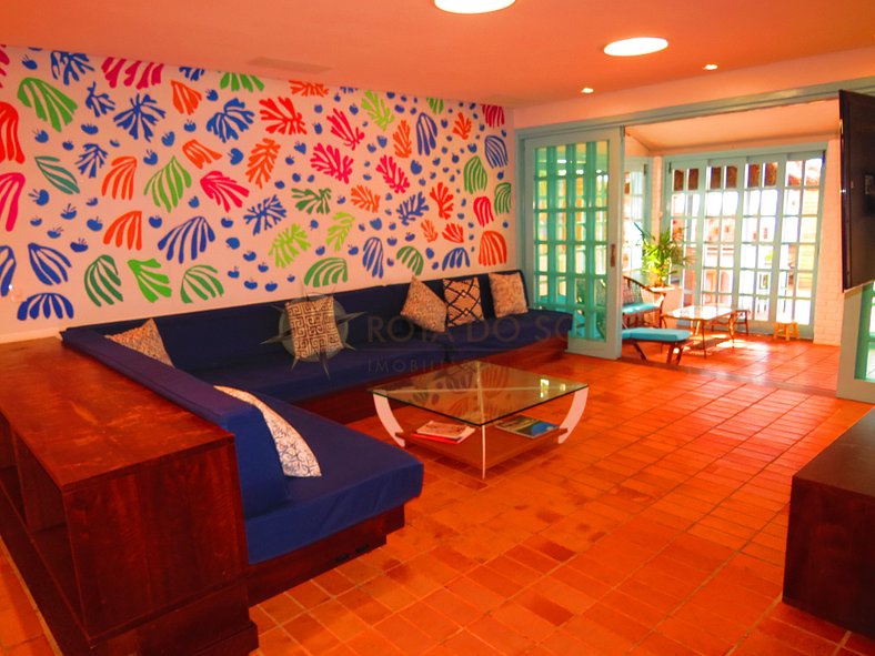 Casa frente mar com piscina no Centro de Bombinhas
