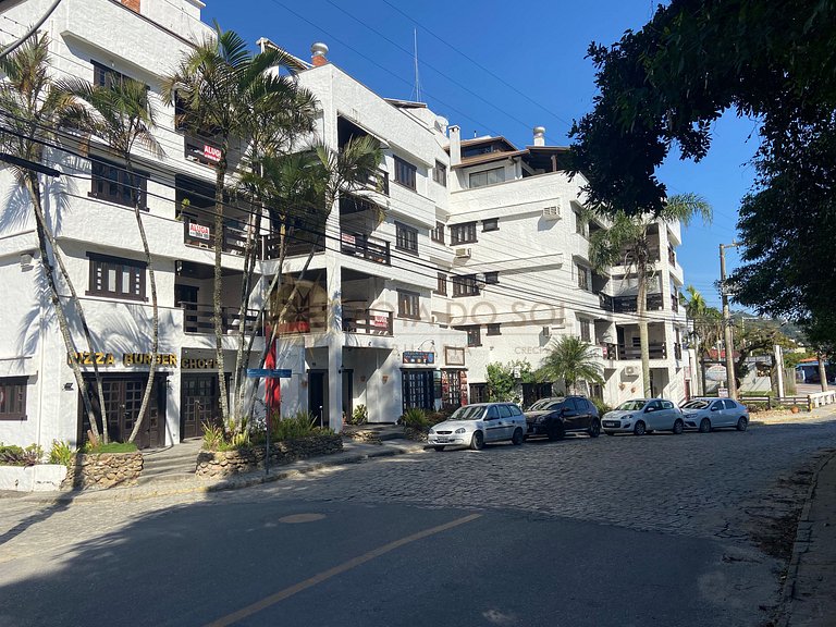 Residencial Ide Martins a 30 metros da Praia de Bombinhas e